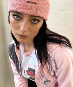 New Girl Order RIBBED BEANIE WITH NGO BADGE DETAIL - PINK Tops